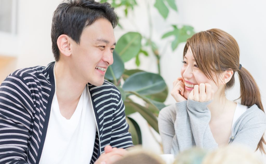 関係修復に希望を見いだした例
状況

夫婦の会話が減り、別居も検討していた

占い

九星気学と西洋占星術で関係の転機と夫婦運を確認

結果：
　└ 「運気の低迷期を抜けると関係が良くなる」と言われて様子を見る決断に
　└ 話し合いや家事分担を見直したことで、夫婦関係に変化
　└ 離婚ではなく再構築の選択肢が見えてきた
